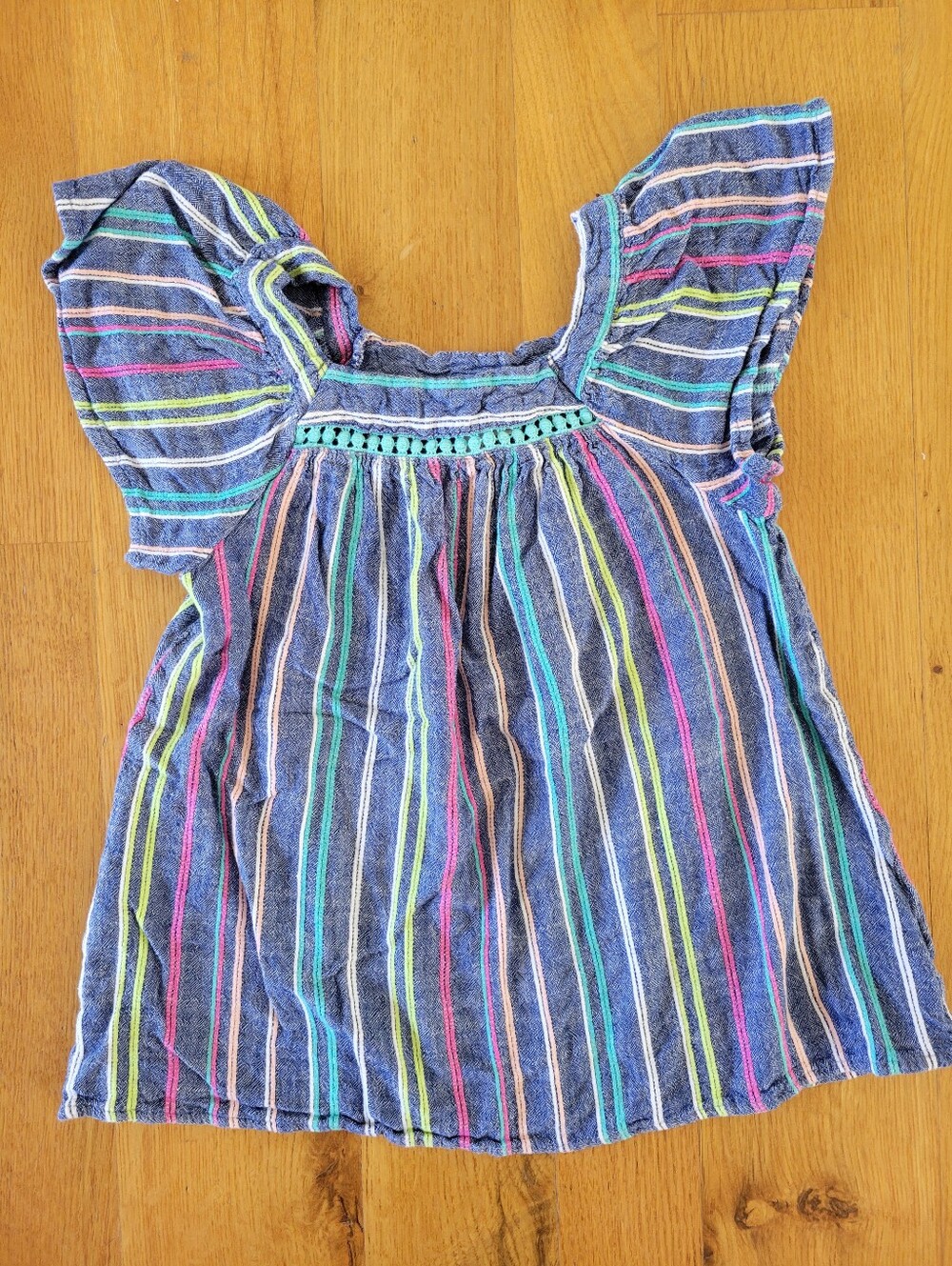 Girls size large 10-12 shirt
